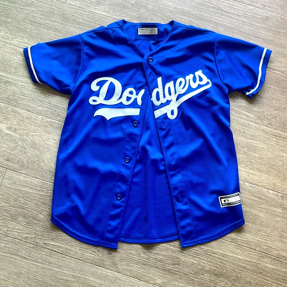 Women’s jersey medium or youth 10/12 Brand new